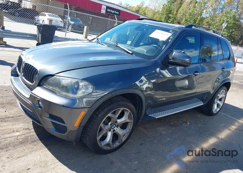 2011 BMW X5 xDrive35I/xDrive35I Premium/xDrive35I Sport Activity z USA, uszkodzony, nr VIN 5UXZV4C56BL407425